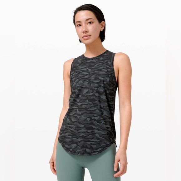Lululemon Sculpt Tank in Sequoia Camo Print Deep Coal Black Size 4 - Picture 1 of 7